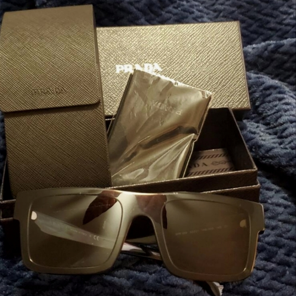 Mens Prada Symbole